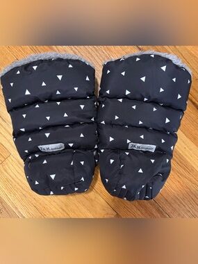 7AM Enfant Warmmuffs, plush